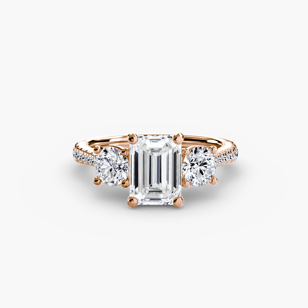 Der Drei Stein Ring mit Pavé Band
