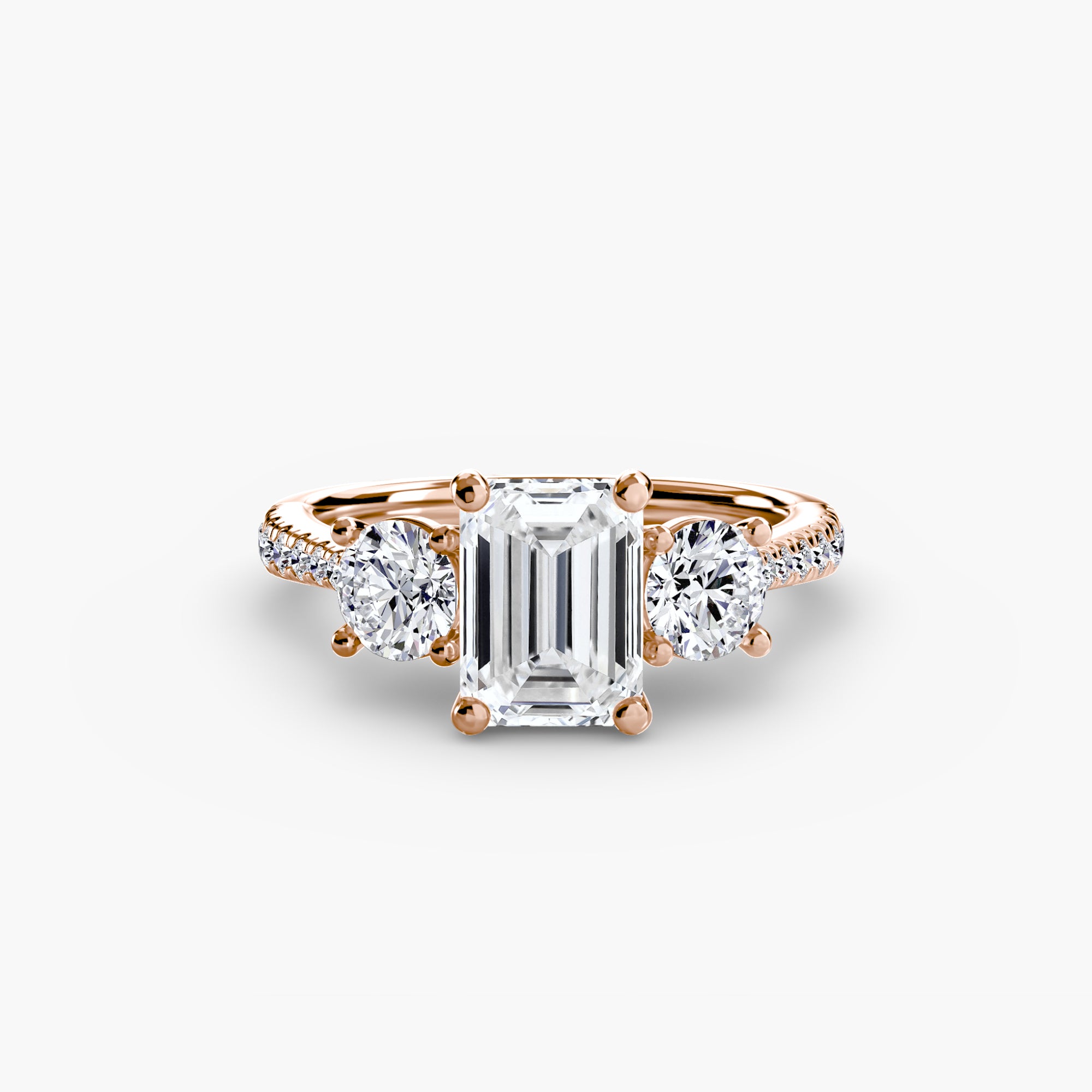Der Drei Stein Ring mit Pavé Band