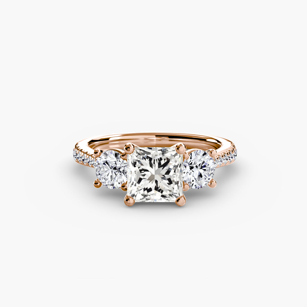 Der Drei Stein Ring mit Pavé Band