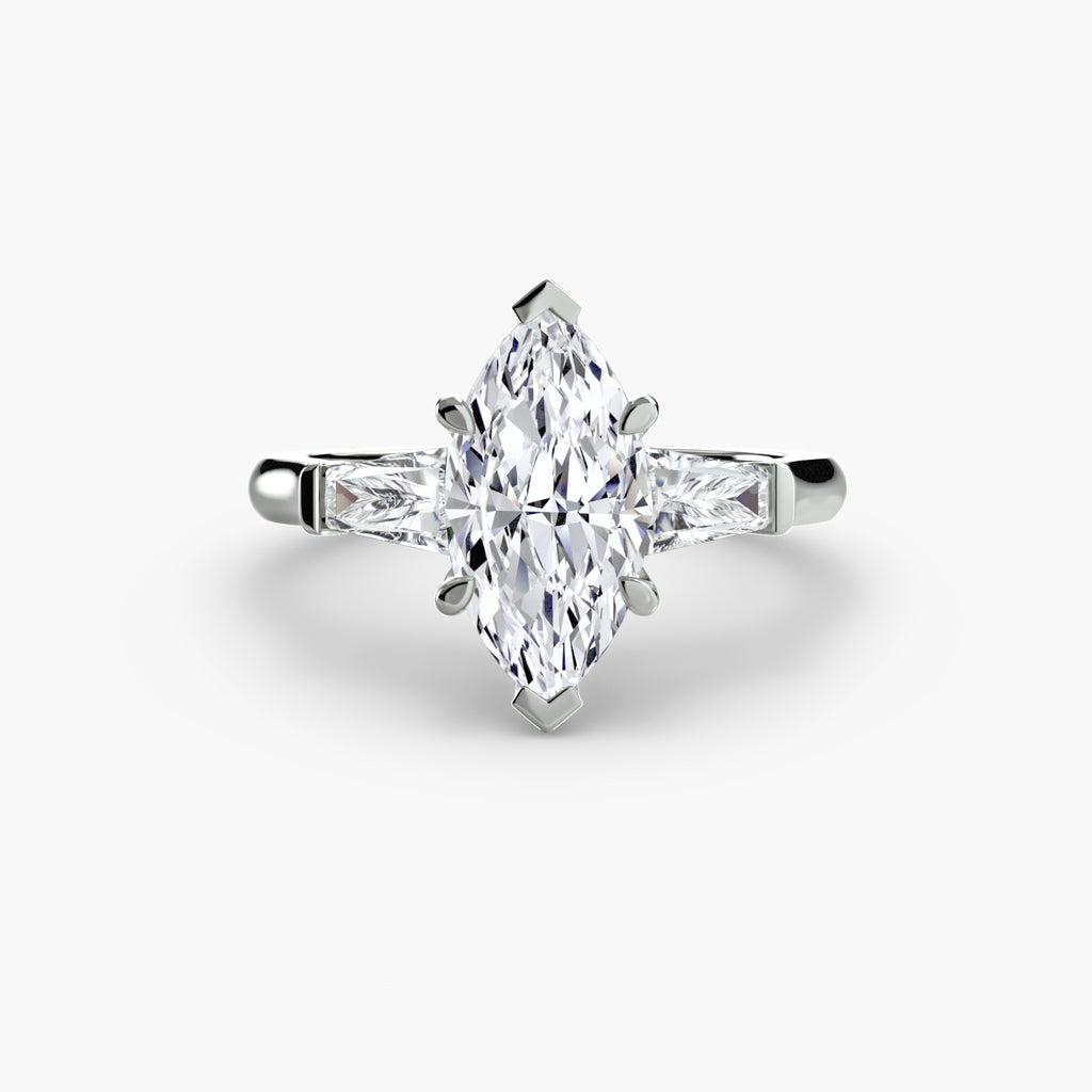 Der Drei Stein Ring (Baguette Seitensteine)