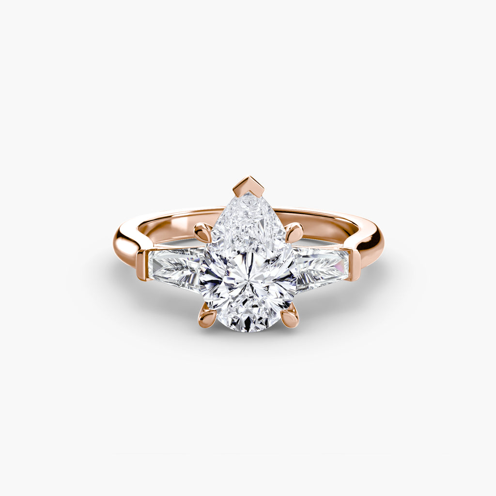 Der Drei Stein Ring (Baguette Seitensteine)
