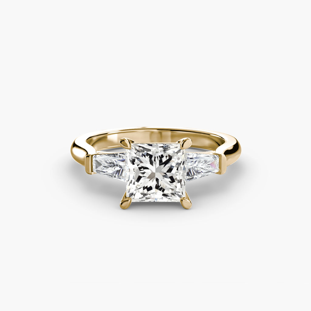Der Drei Stein Ring (Baguette Seitensteine)