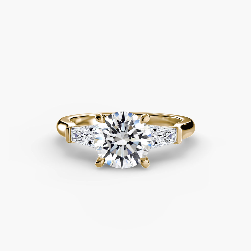 Der Drei Stein Ring (Baguette Seitensteine)