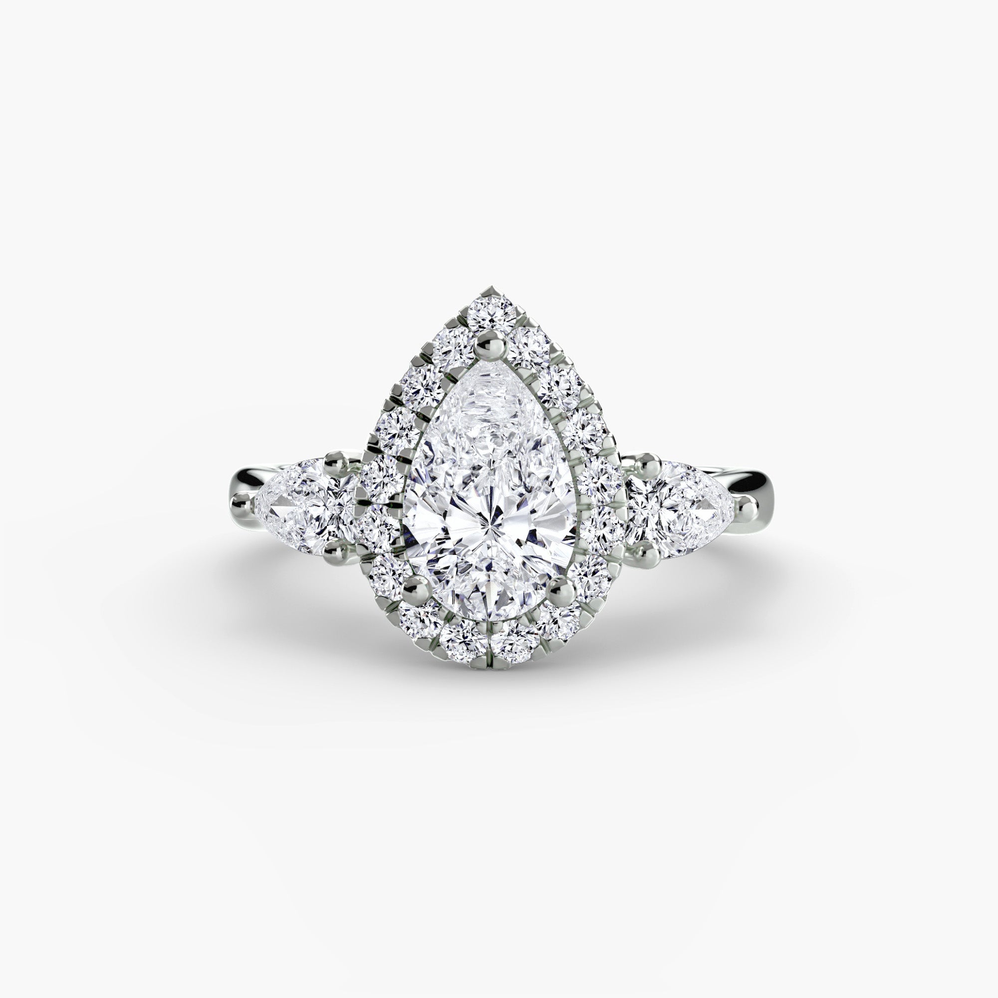 Der Drei Stein Ring mit Halo