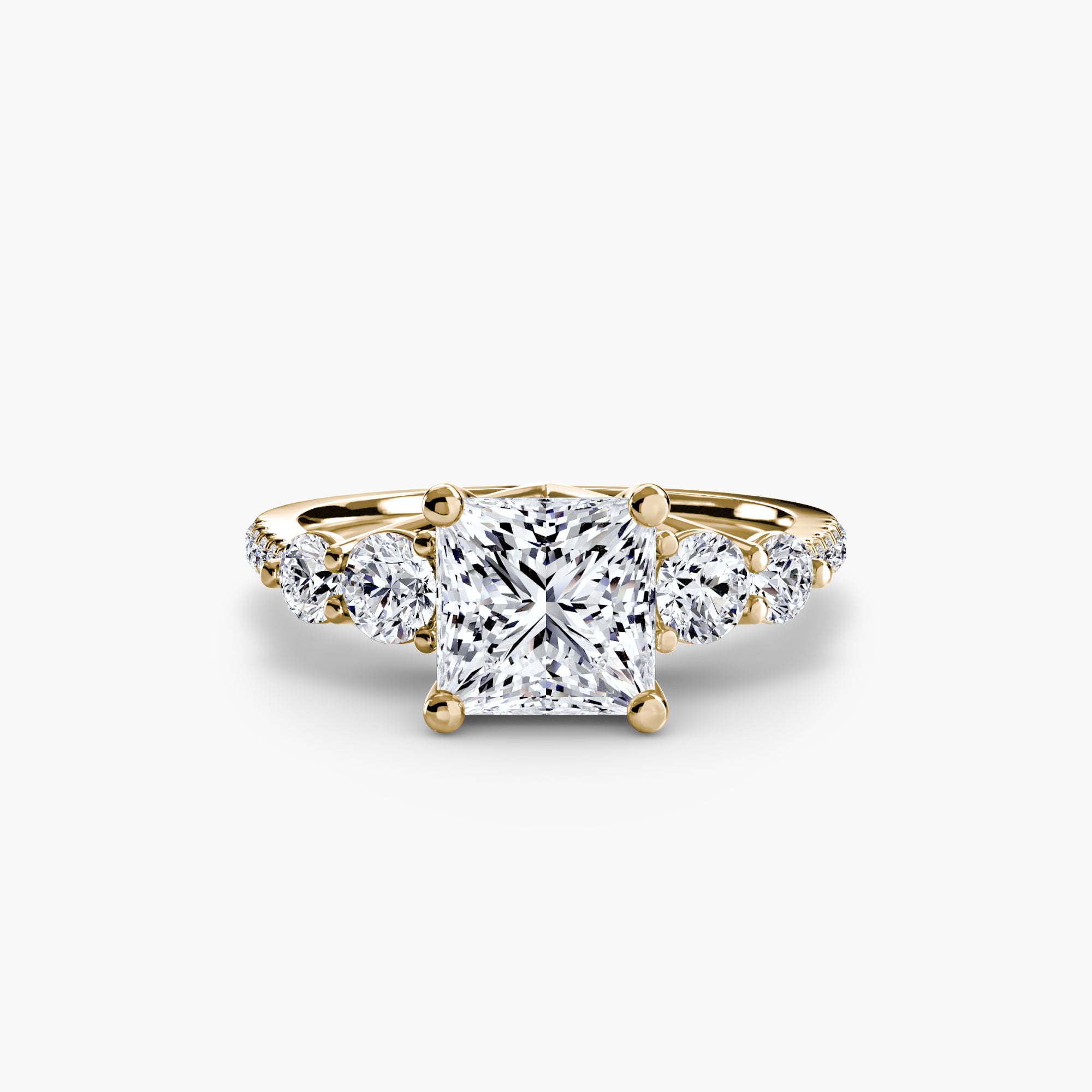 Fünf Stein Ring mit Pavé Band