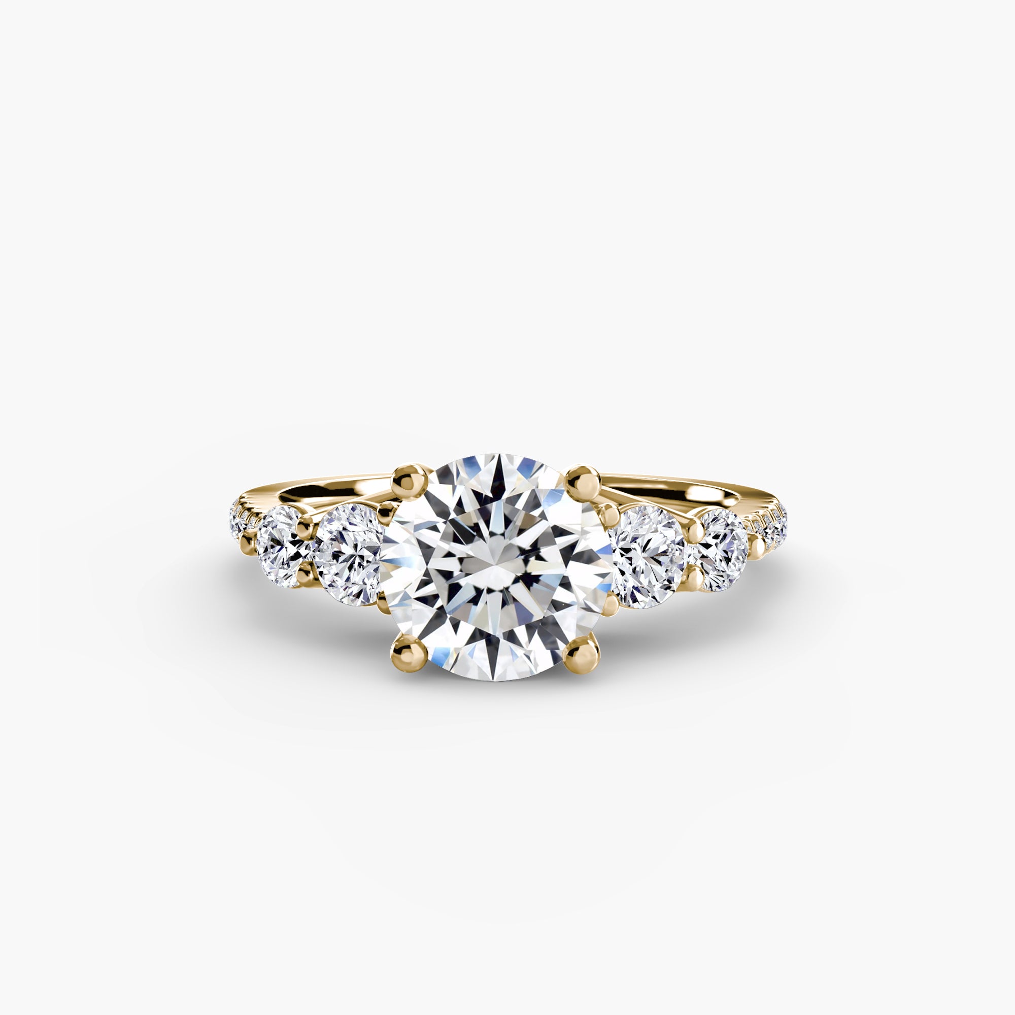 Fünf Stein Ring mit Pavé Band